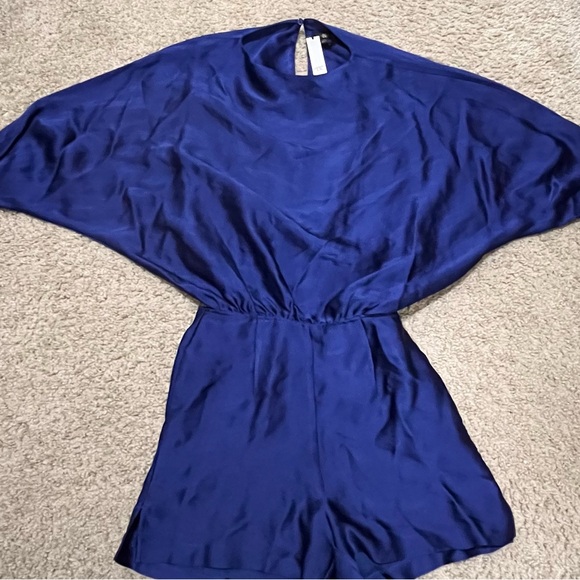 BANANA REPUBLIC VIOLETTA SATIN ROMPER - Picture 7 of 7